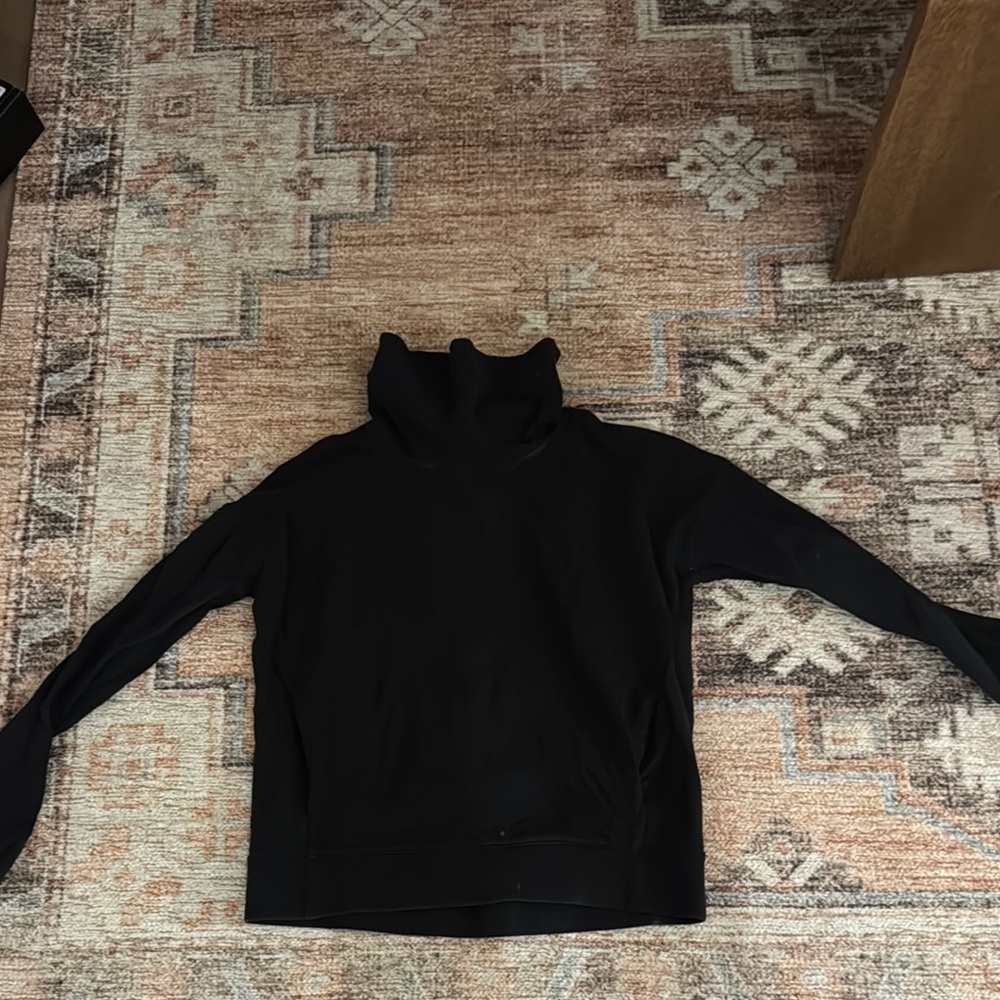 Black lululemon Turtleneck Sweatshirt